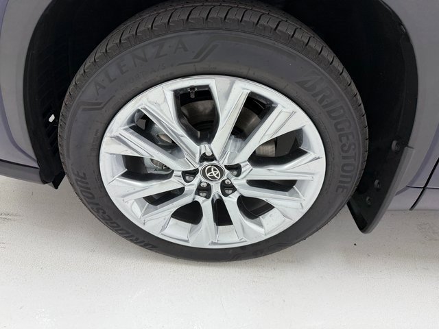 New 2026 Toyota Highlander Limited image 7