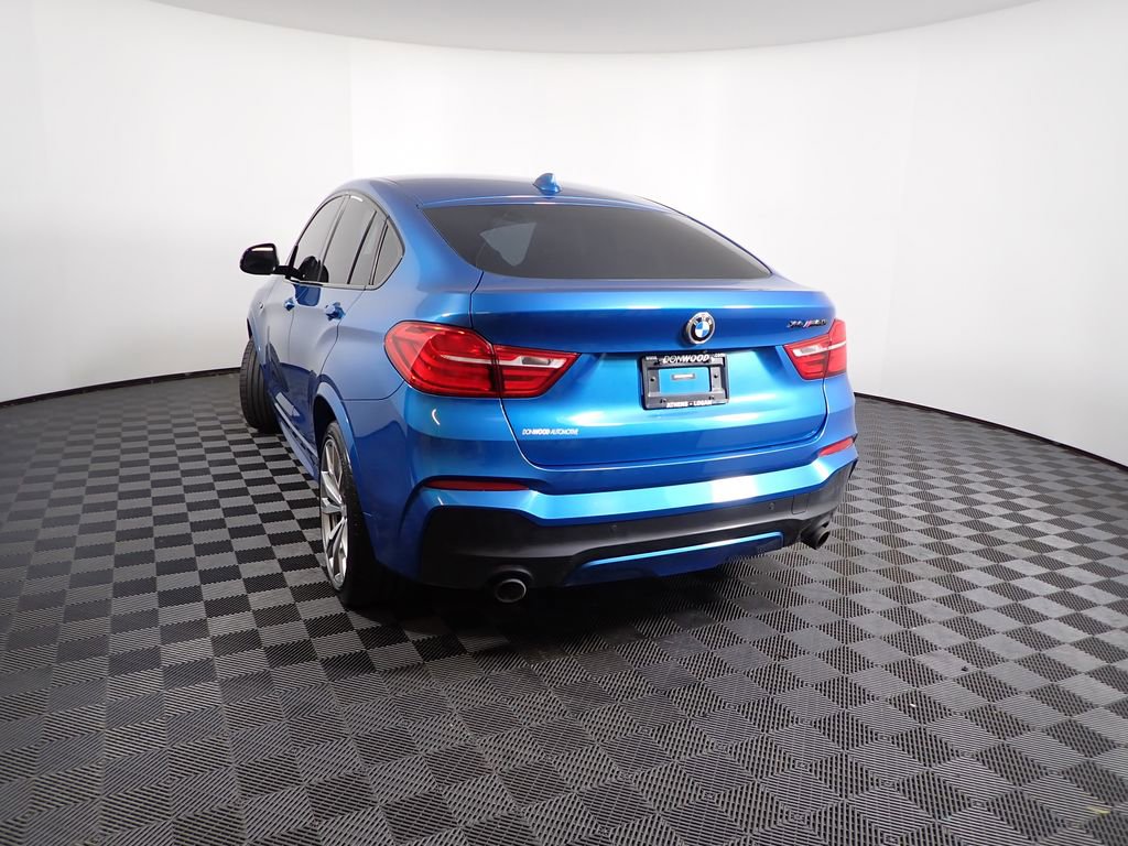 Used 2018 BMW X4 M40i image 15