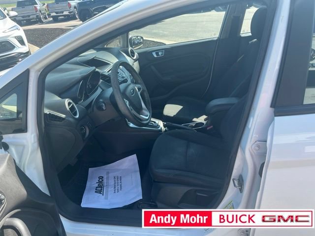 Used 2015 Ford Fiesta SE w/ Comfort Package FWD image 14