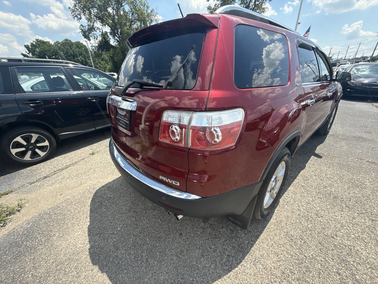 Used 2008 GMC Acadia SLT w/ Convenience Package image 4