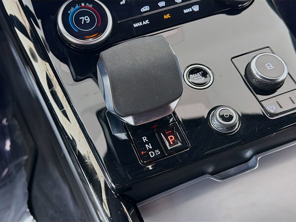 Used 2023 Land Rover Range Rover Sport SE Dynamic image 38