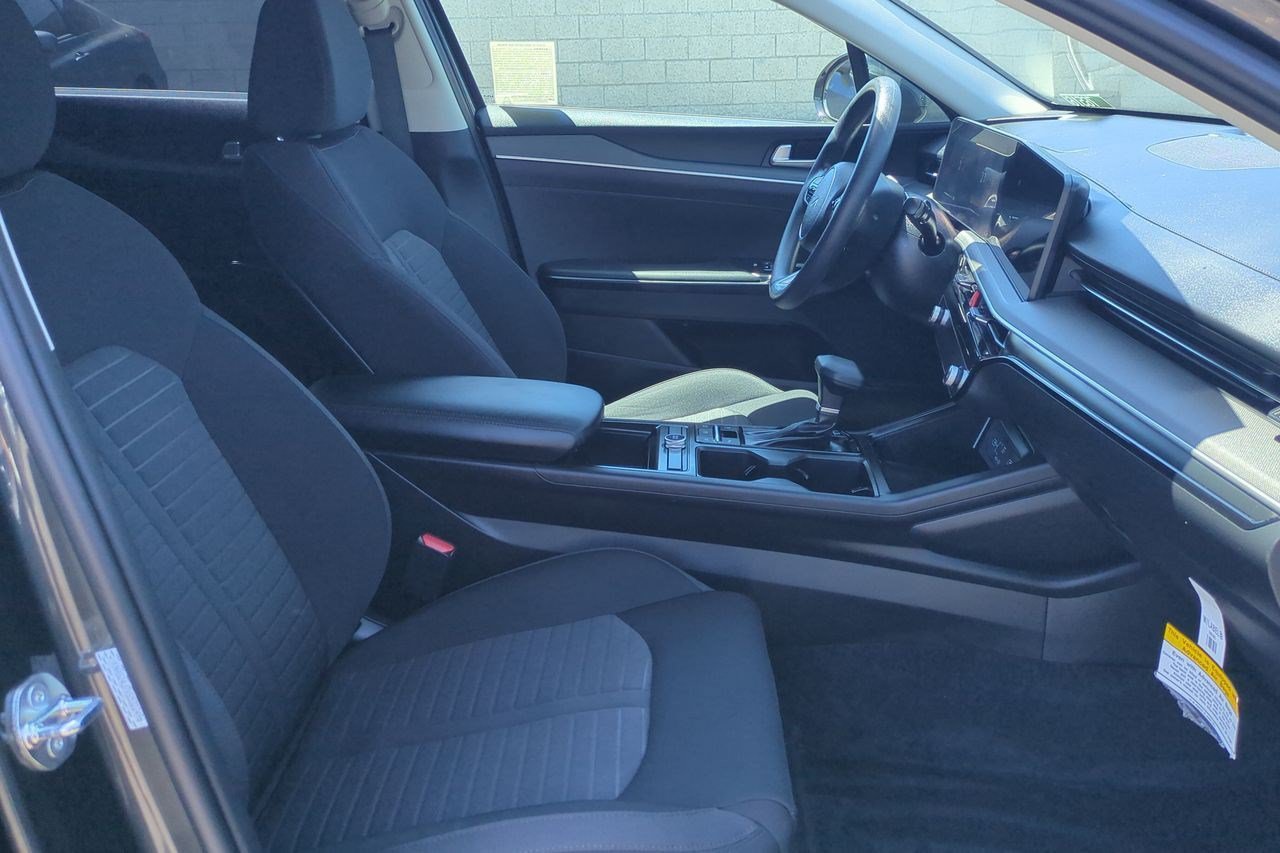 Certified 2025 Kia K5 LXS FWD image 24