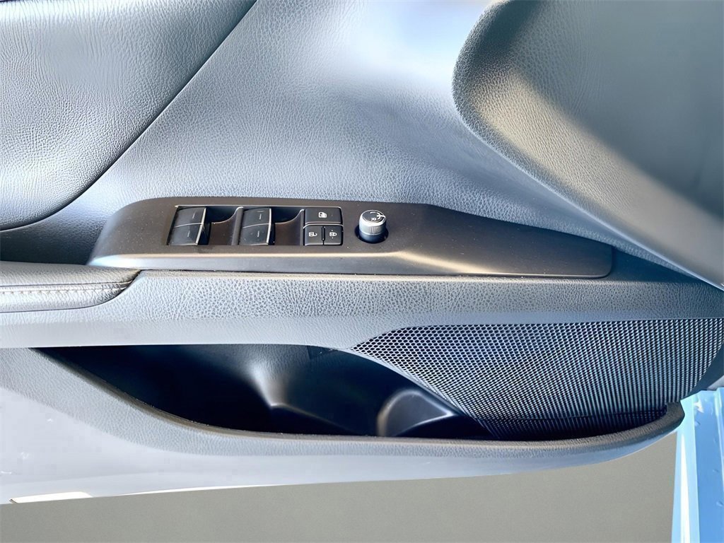 Used 2024 Toyota Camry XSE image 11