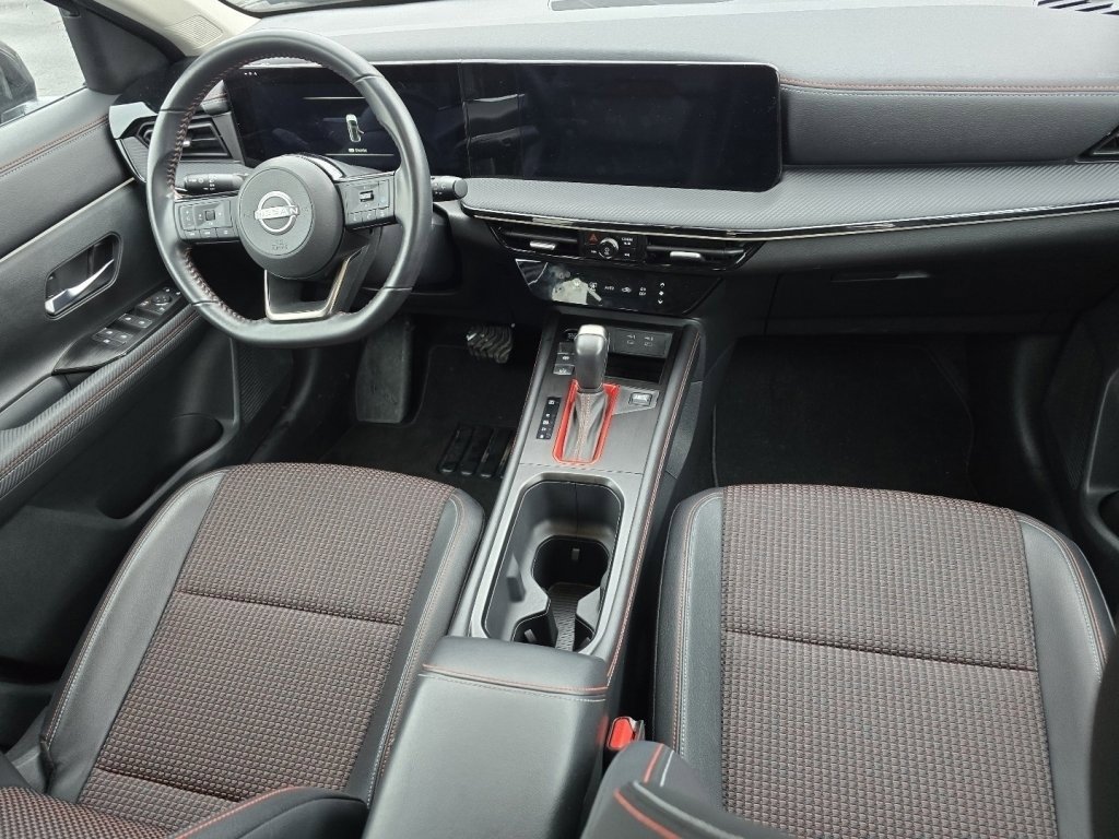 Used 2025 Nissan Kicks SR image 16