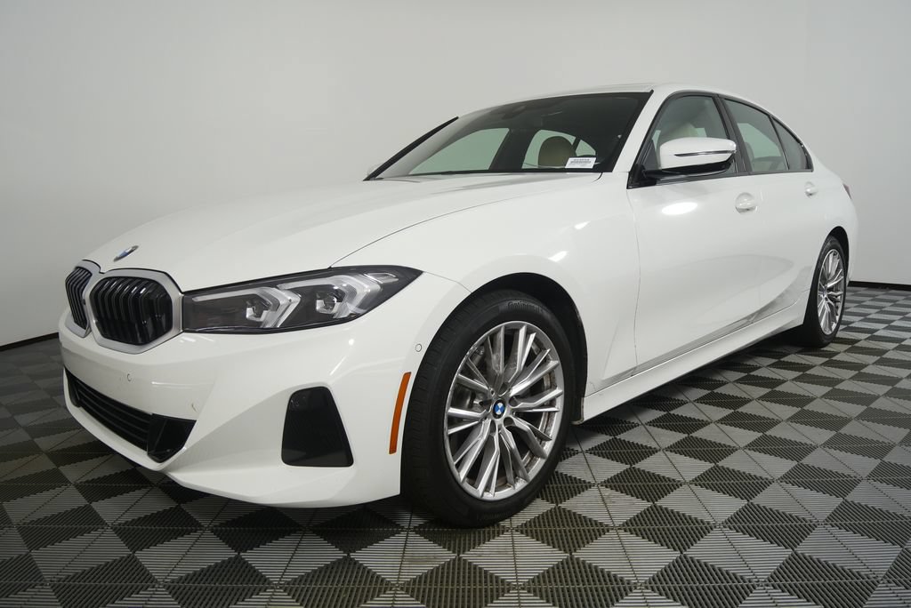 Certified 2023 BMW 330i Sedan w/ Parking Assistance Package RWD image 7