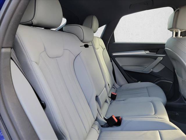 Used 2024 Audi Q5 2.0T Premium Plus w/ Premium Plus Package AWD/4WD image 13