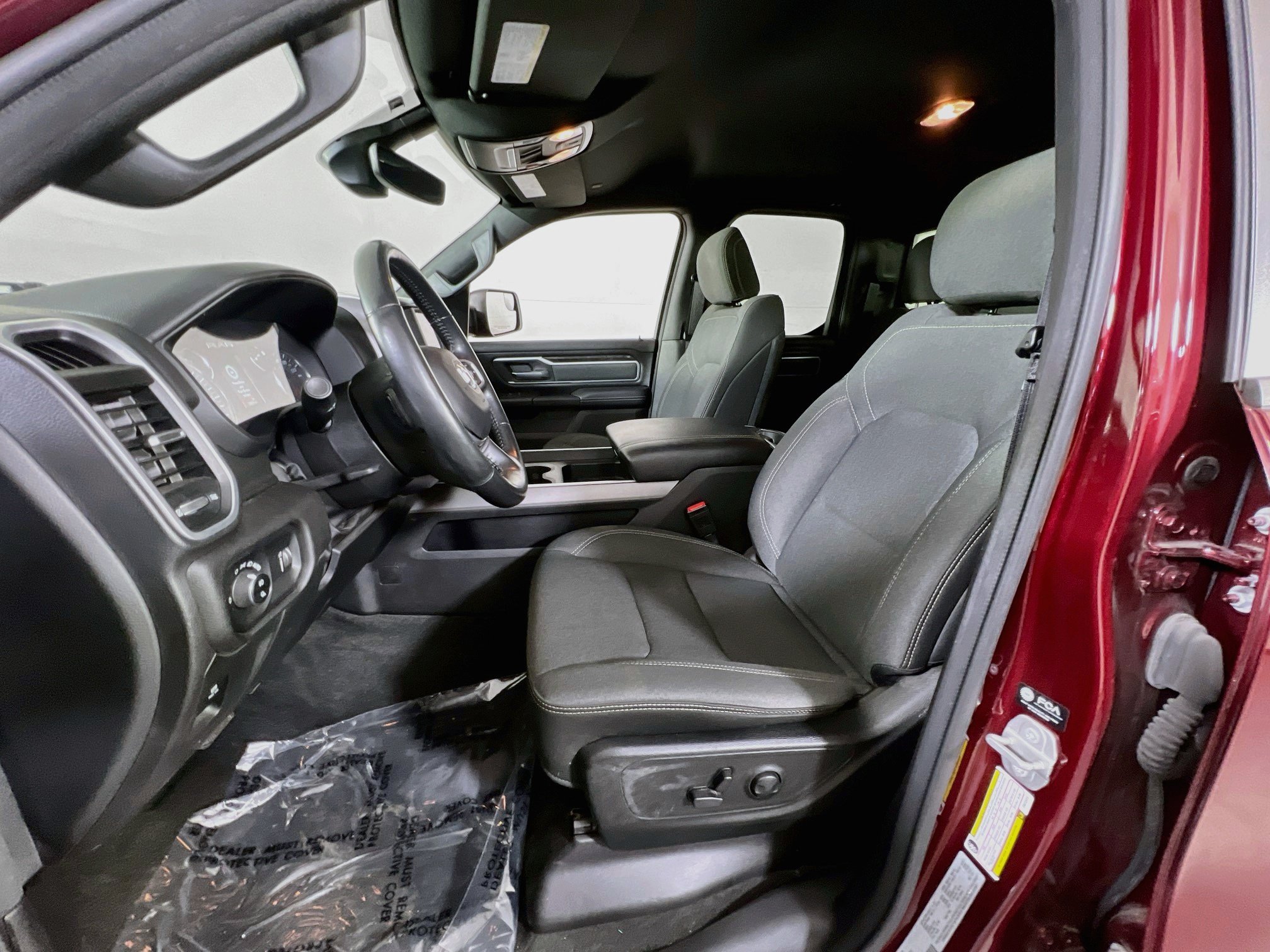 Used 2023 RAM 1500 Big Horn AWD/4WD image 20