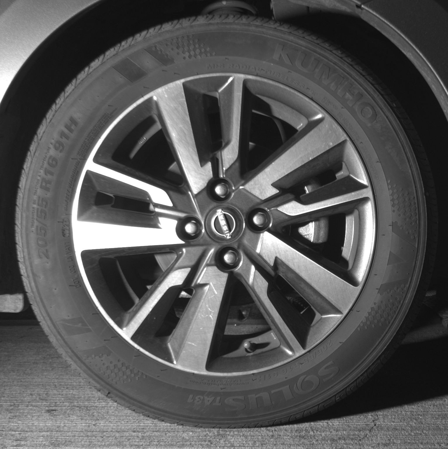 Used 2025 Nissan Versa SV image 13