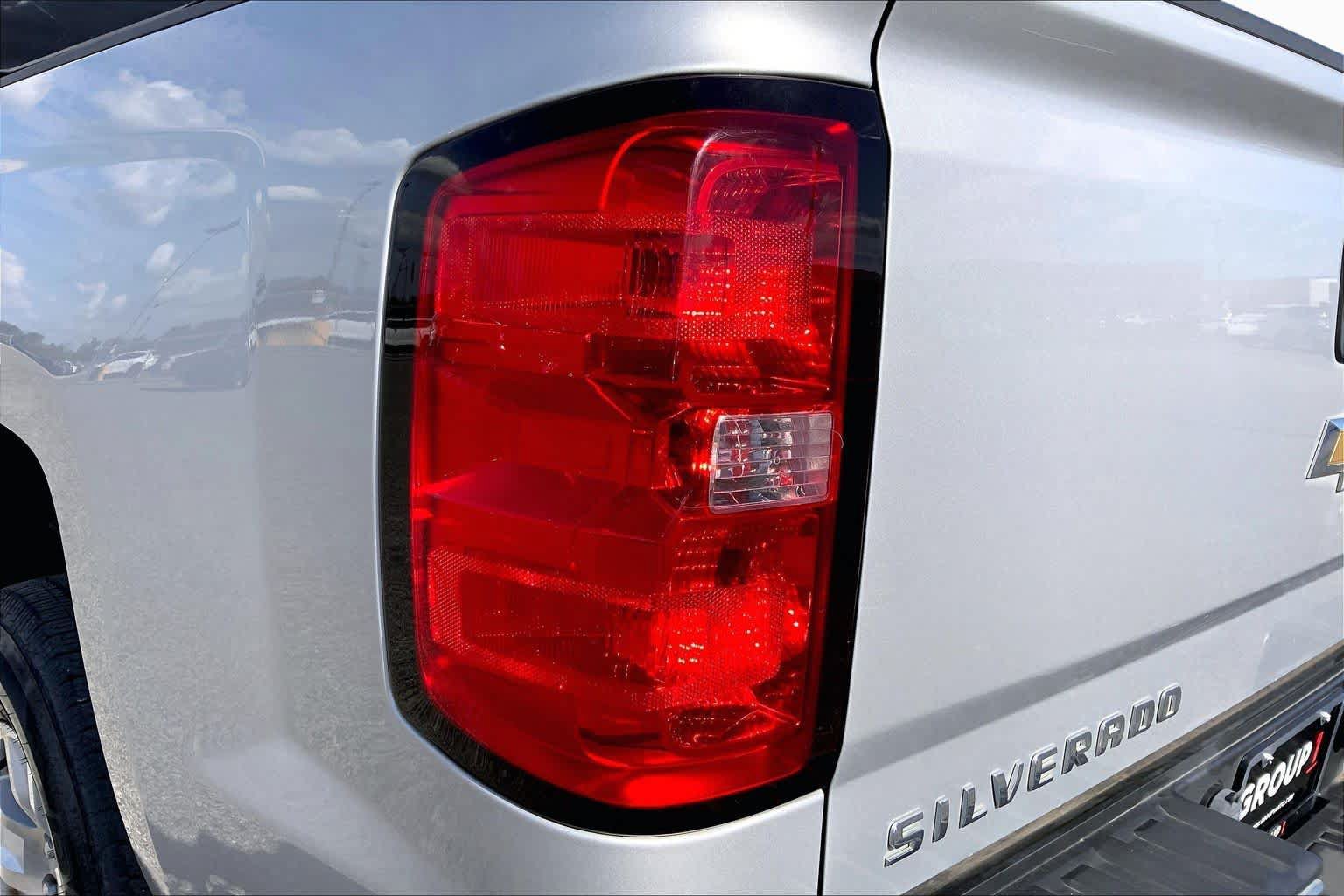 Used 2017 Chevrolet Silverado 1500 LT w/ Texas Edition RWD image 27