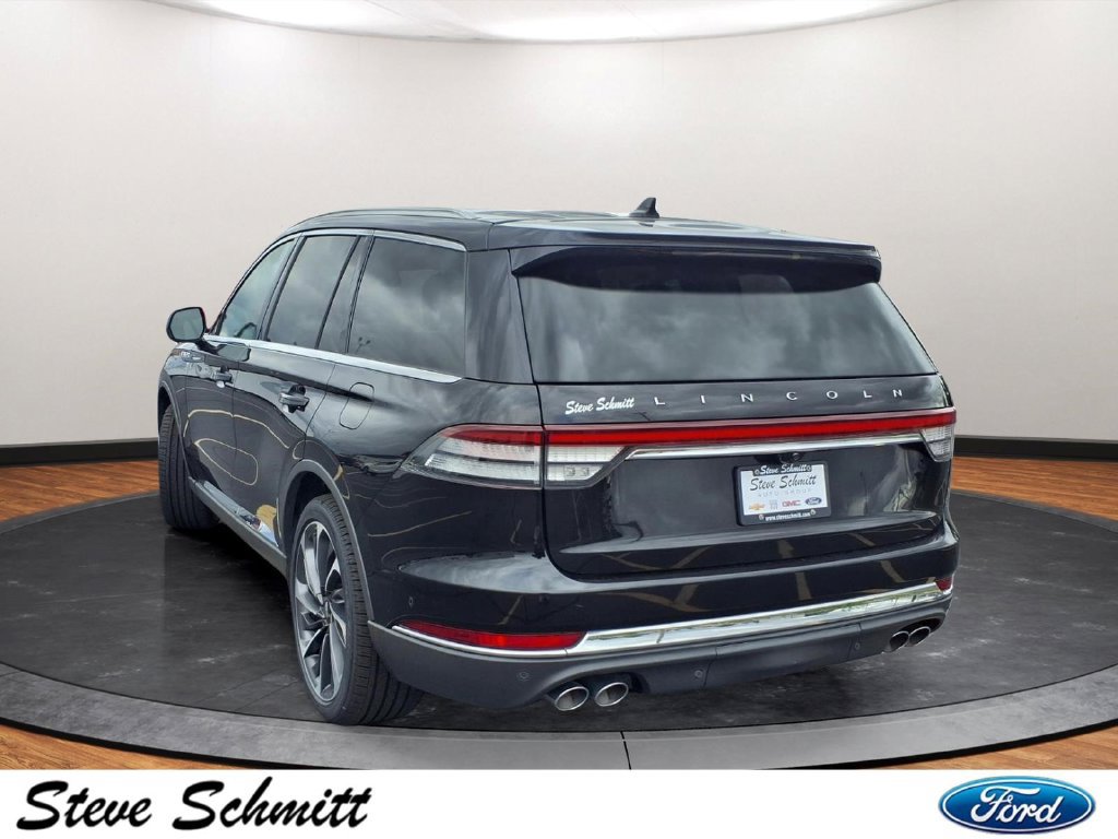 Used 2020 Lincoln Aviator Reserve w/ Equipment Group 202A AWD/4WD image 3