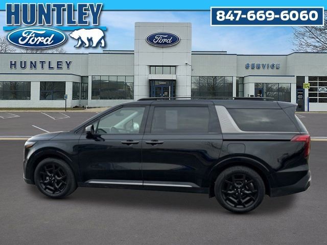 Used 2025 Kia Carnival SX w/ SX Dark Edition Package image 7