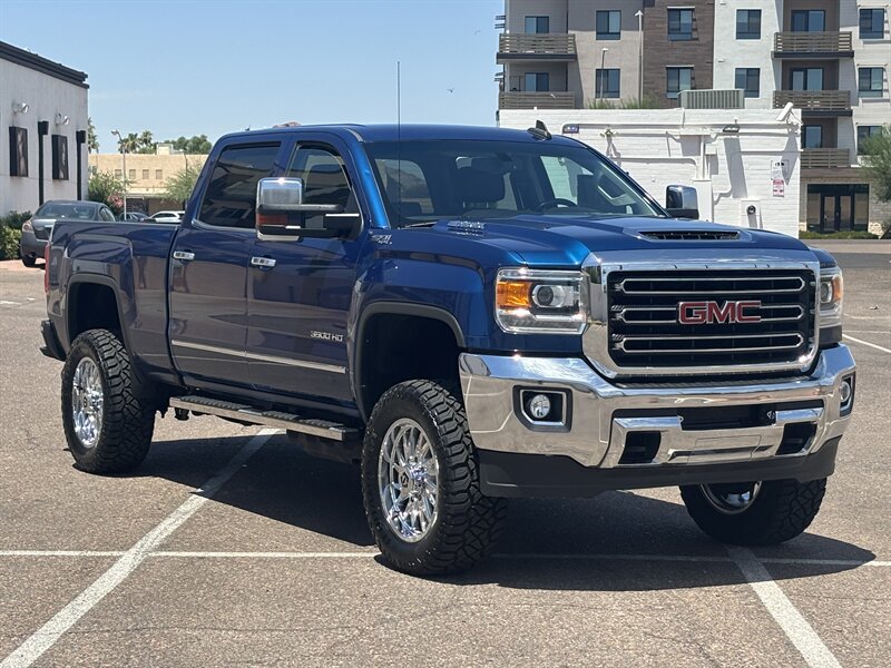 Used 2018 GMC Sierra 3500 SLT AWD/4WD image 1