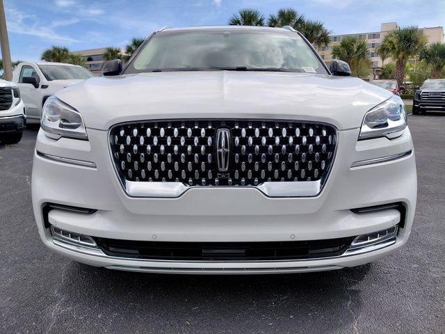 Used 2023 Lincoln Aviator Black Label w/ Dynamic Handling Package AWD/4WD image 10