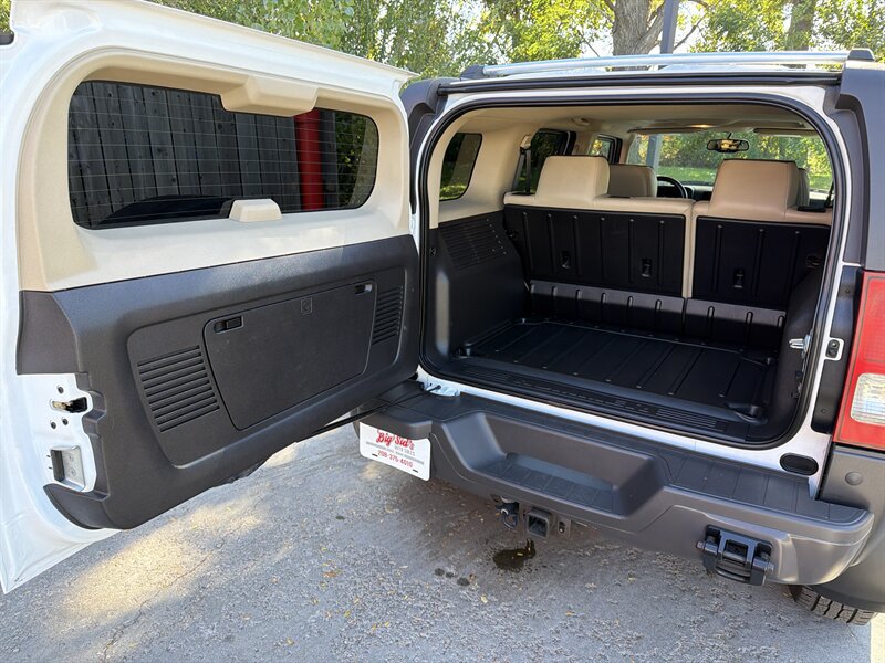 Used 2007 HUMMER H3 AWD/4WD image 19