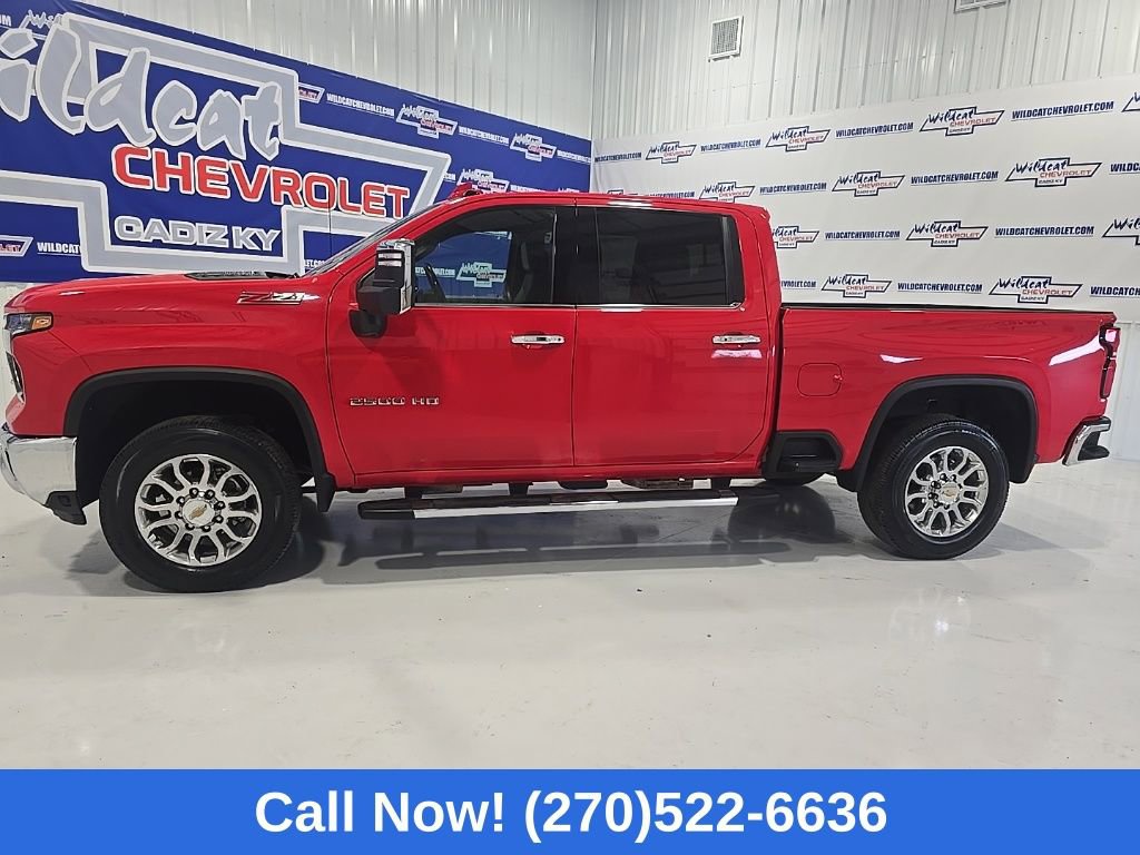 Used 2024 Chevrolet Silverado 2500 LTZ w/ LTZ Premium Package image 5