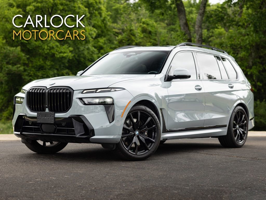 Used 2023 BMW X7 xDrive40i w/ M Sport Package AWD/4WD image 1