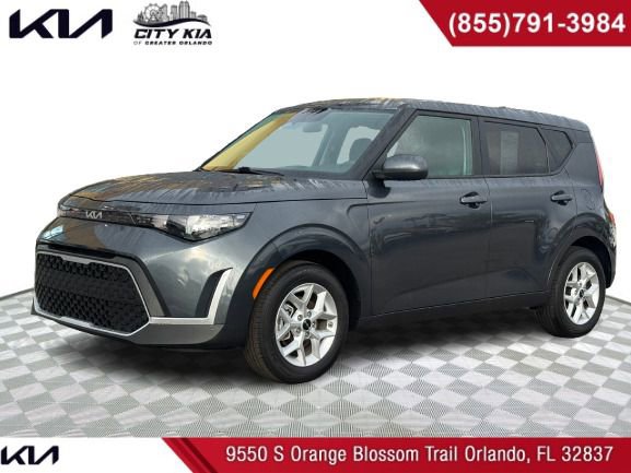 Certified 2025 Kia Soul LX image 1