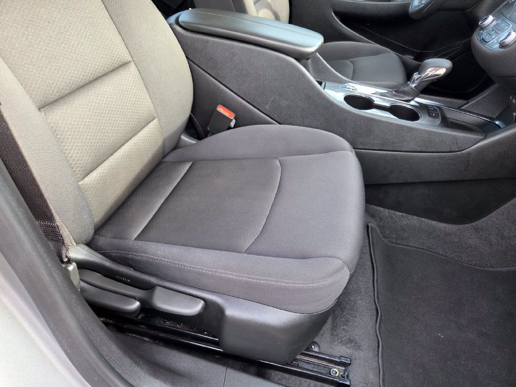 Used 2025 Chevrolet Malibu LT FWD image 26