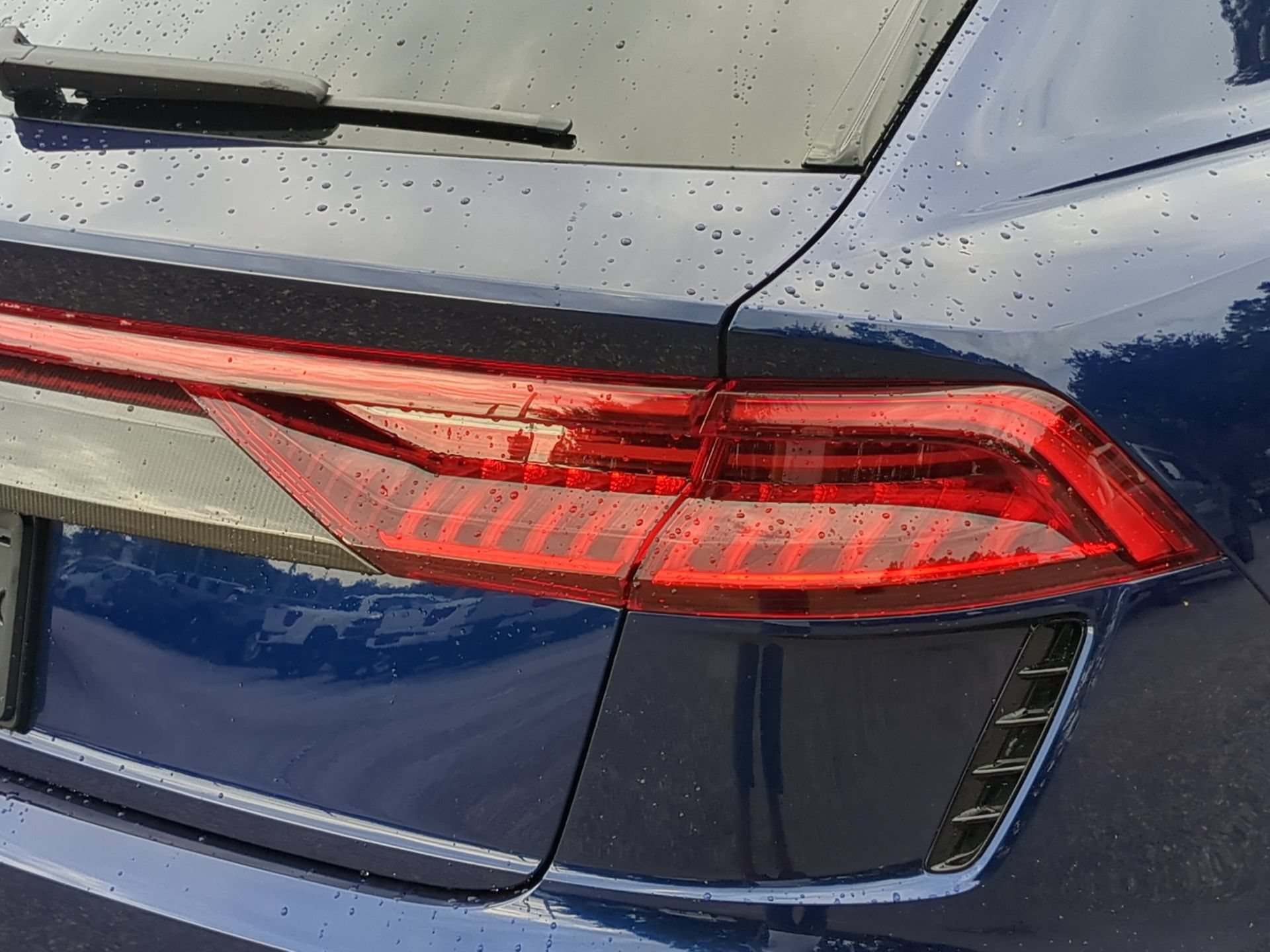 Used 2024 Audi RS Q8 AWD/4WD image 45