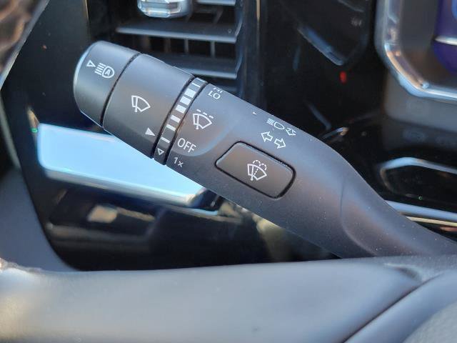 Used 2025 Chevrolet Silverado 1500 LT AWD/4WD image 16