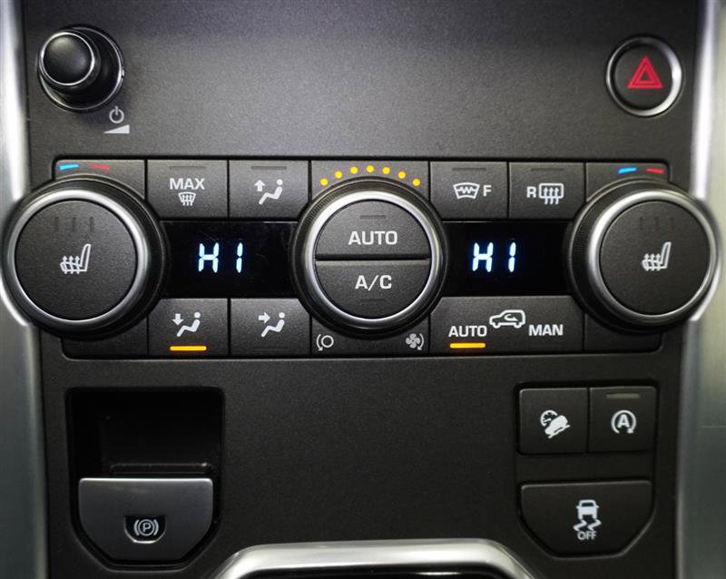 Used 2017 Land Rover Range Rover Evoque SE image 20