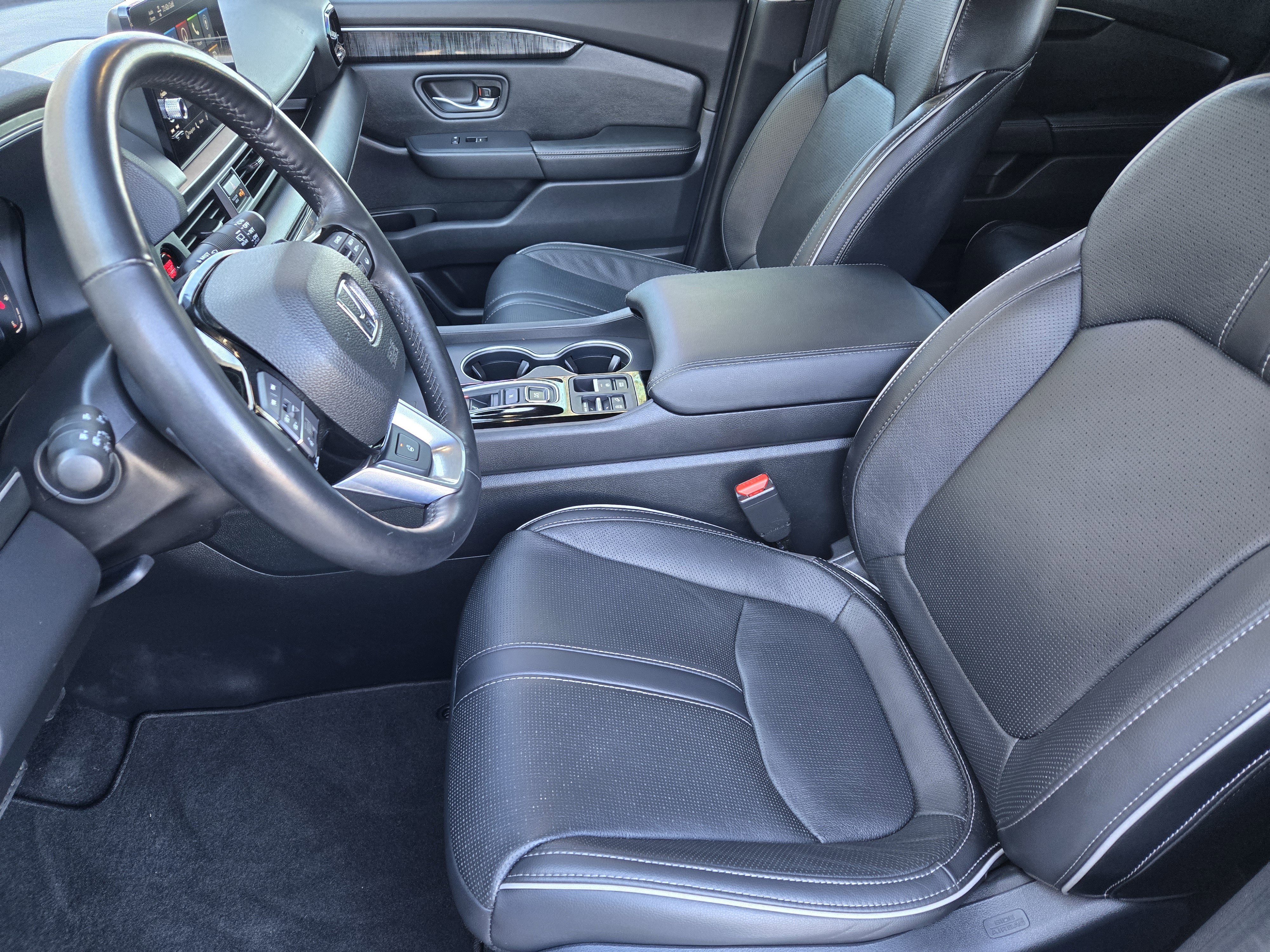 Used 2023 Honda Pilot Elite image 18