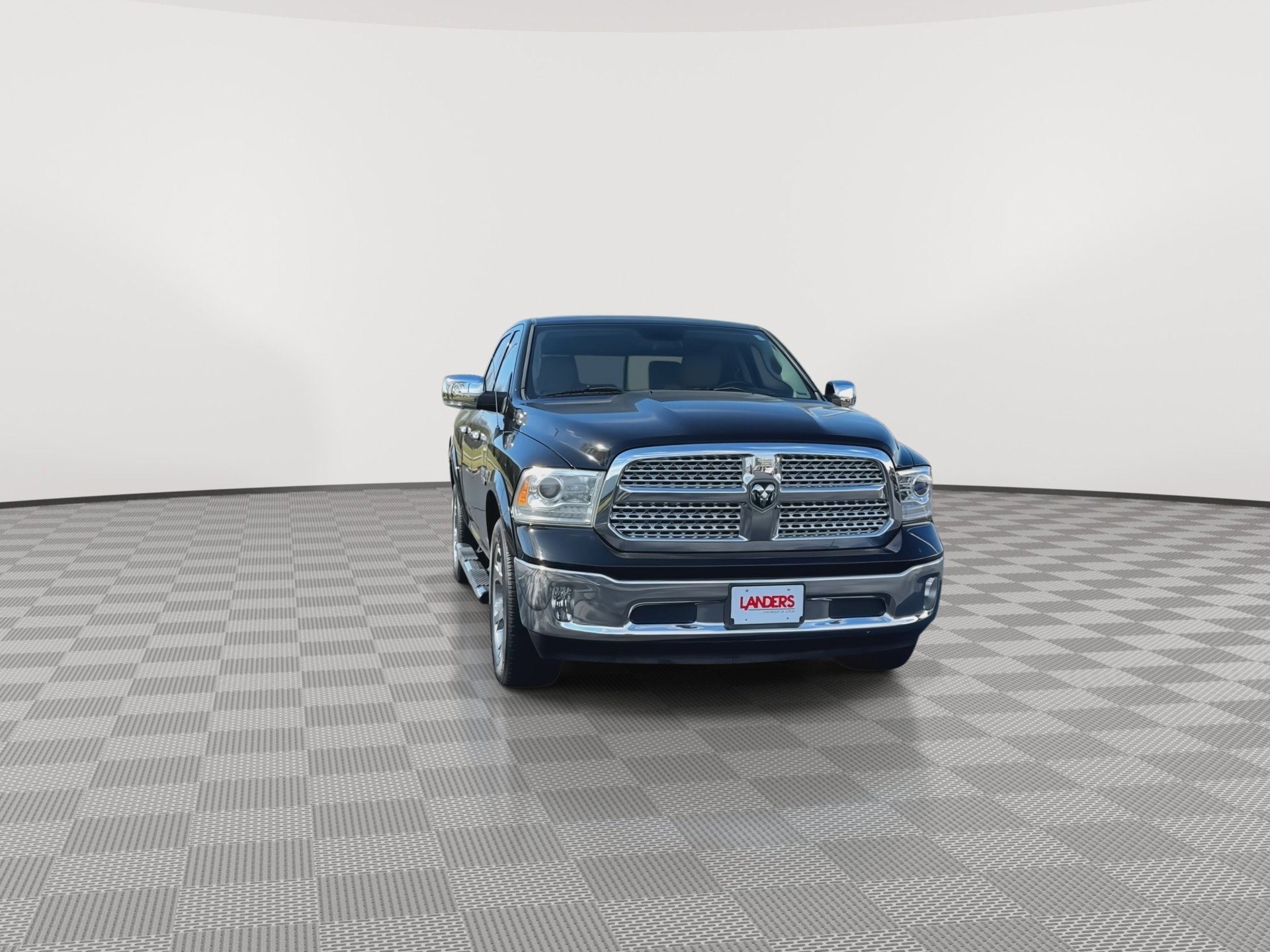 Used 2013 RAM 1500 Laramie w/ Convenience Group image 3