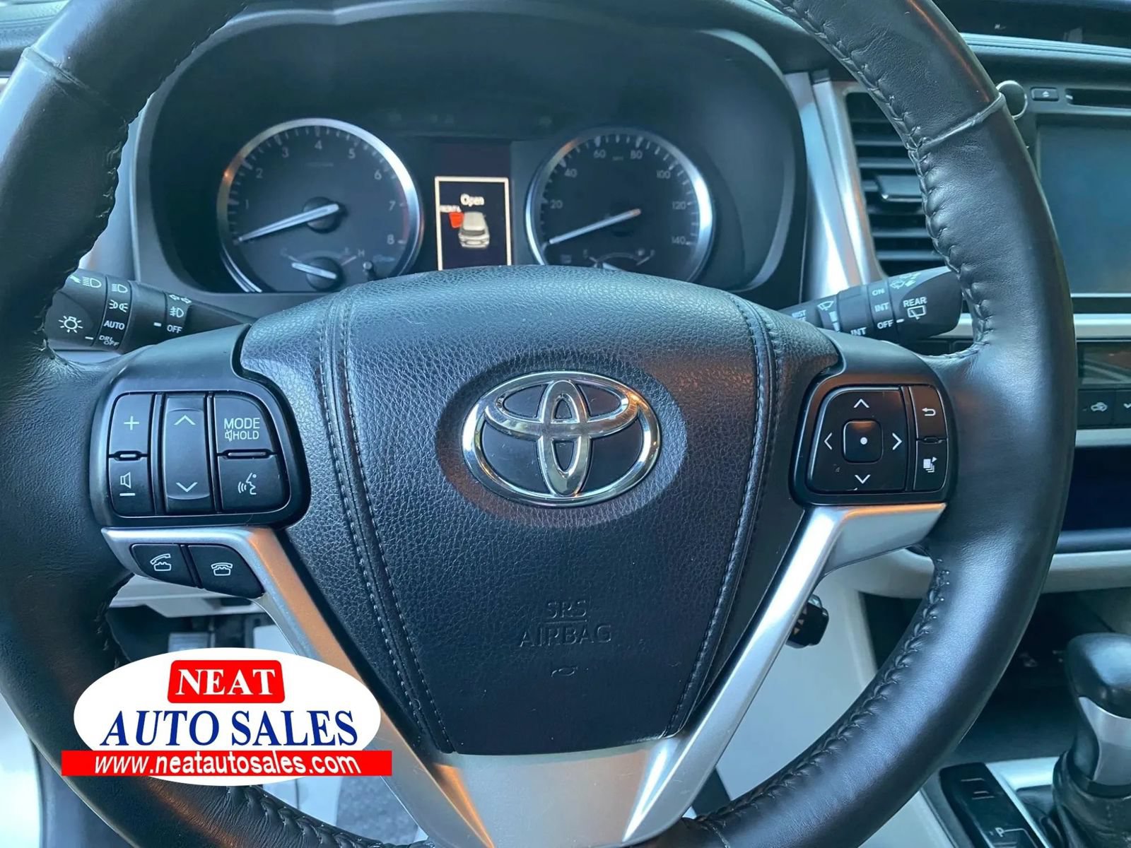 Used 2015 Toyota Highlander Limited AWD/4WD image 15