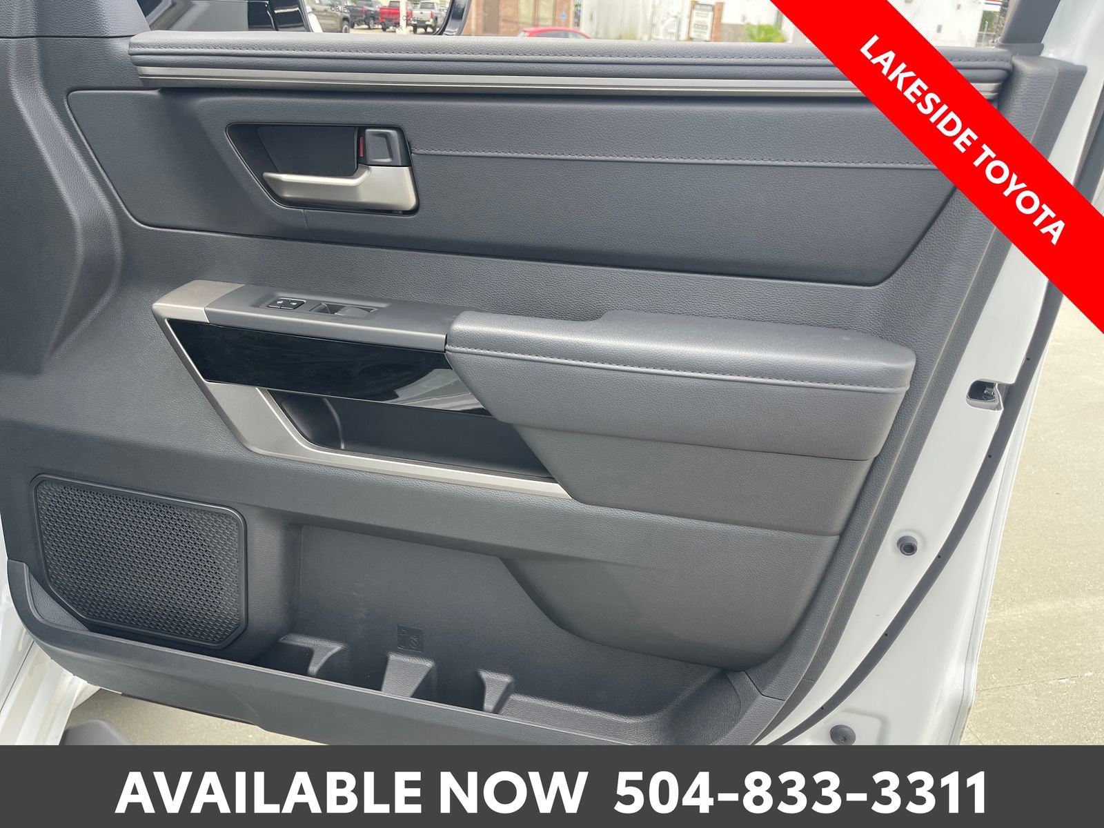 Used 2025 Toyota Tundra Limited AWD/4WD image 18