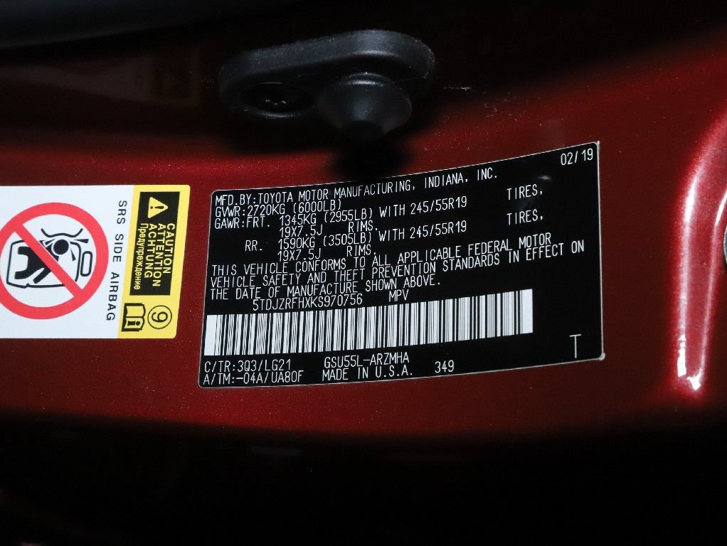Used 2019 Toyota Highlander SE w/ Nightshade Edition AWD/4WD image 22