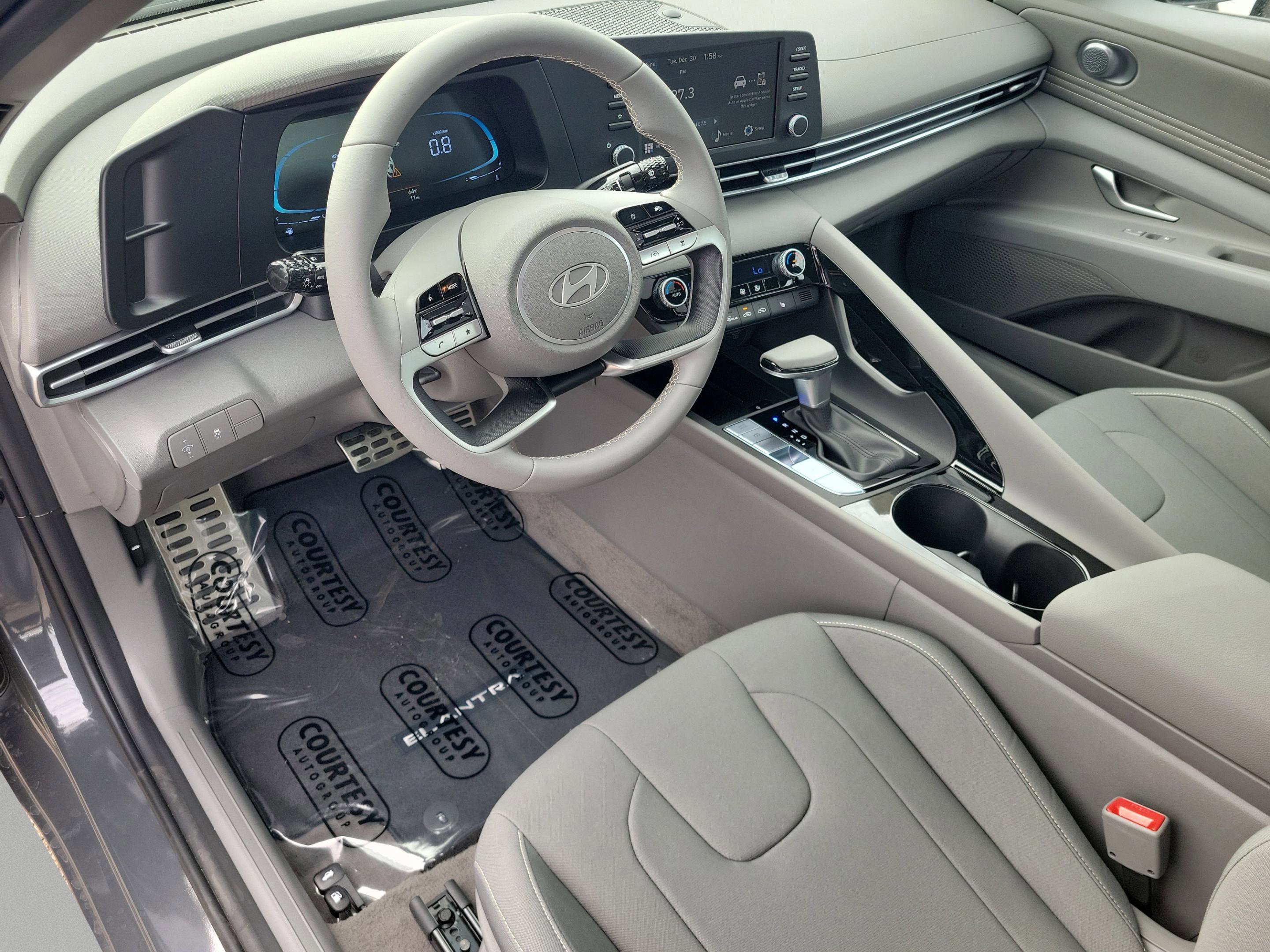 New 2026 Hyundai Elantra SEL Sport image 15