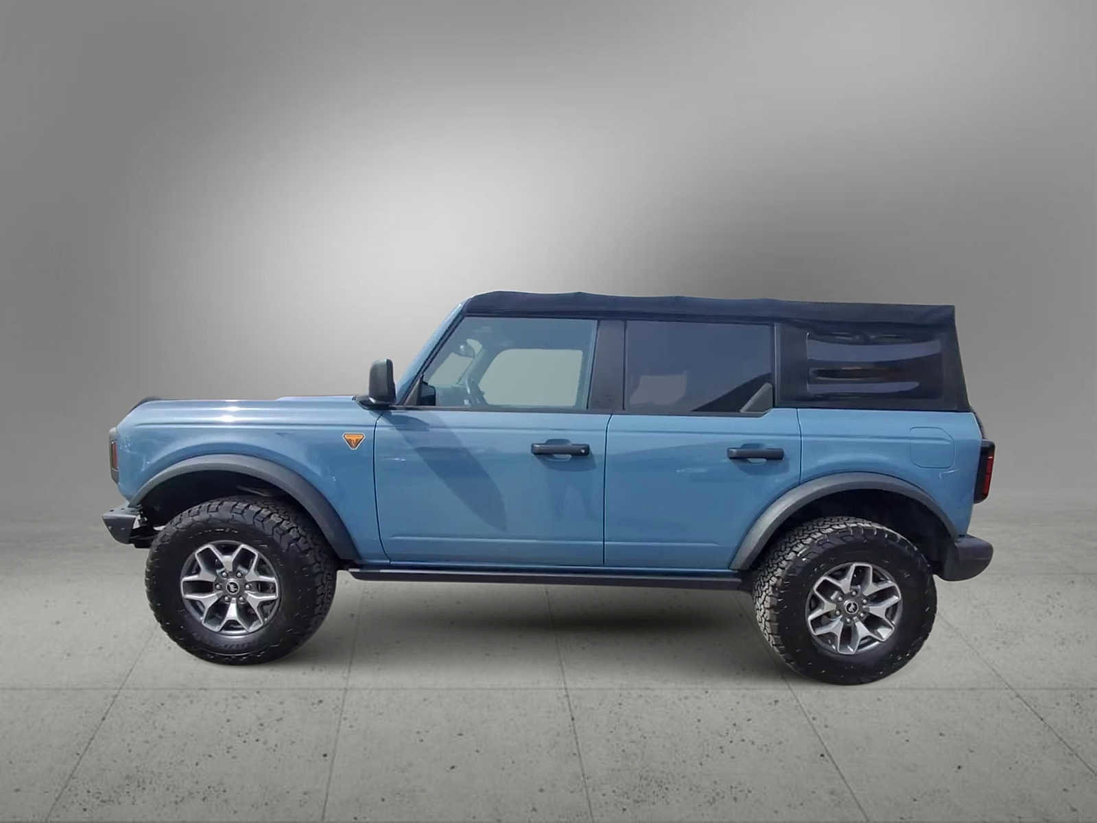 Used 2021 Ford Bronco Badlands image 5