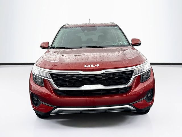 Used 2023 Kia Seltos S AWD/4WD image 2