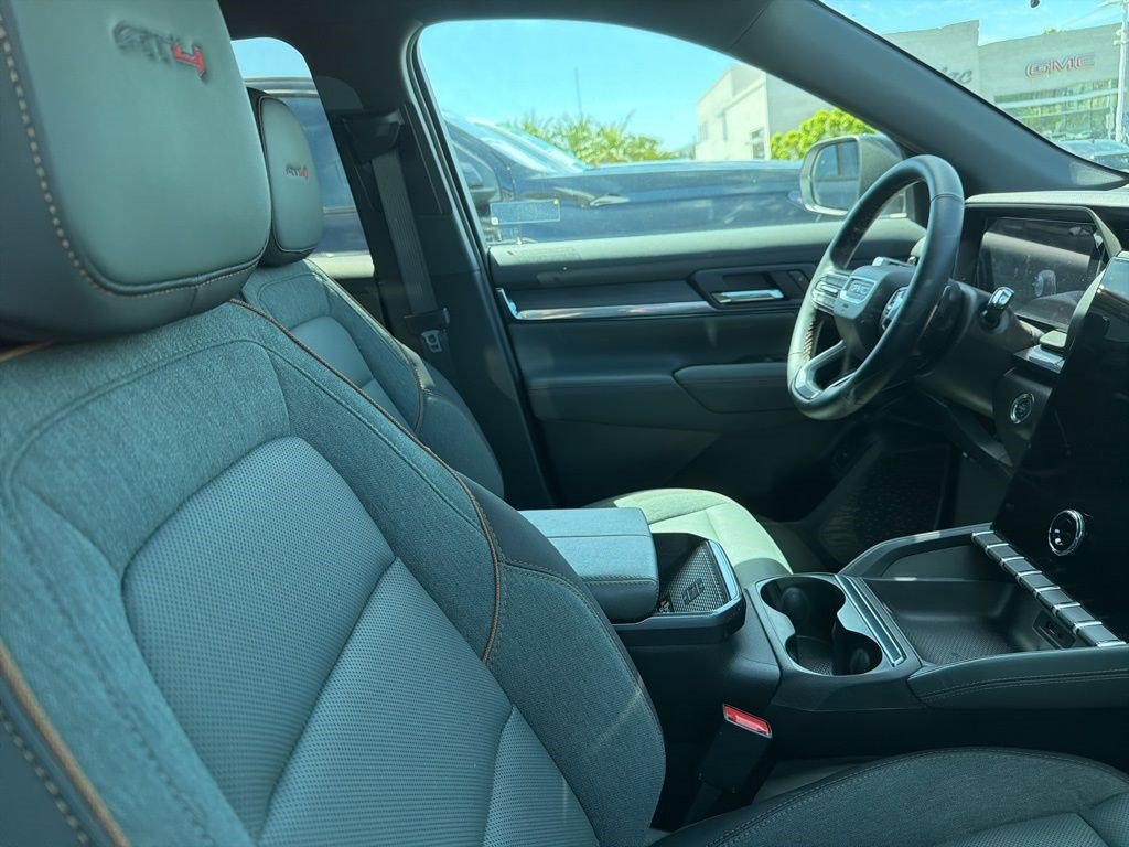Certified 2026 GMC Terrain AT4 AWD/4WD image 11