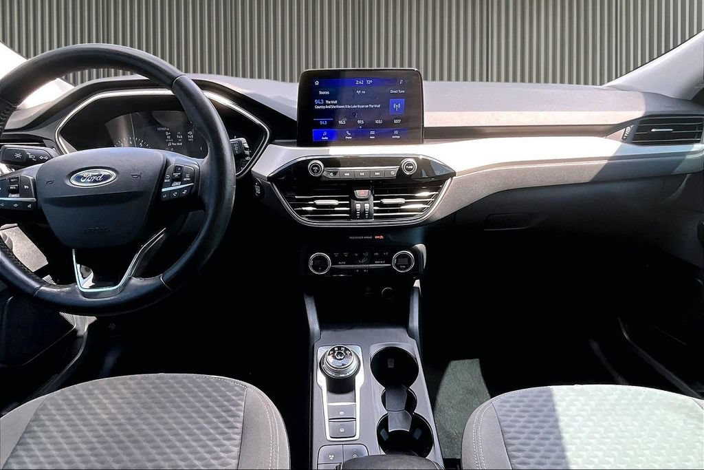 Used 2021 Ford Escape SE w/ Convenience Package FWD image 17
