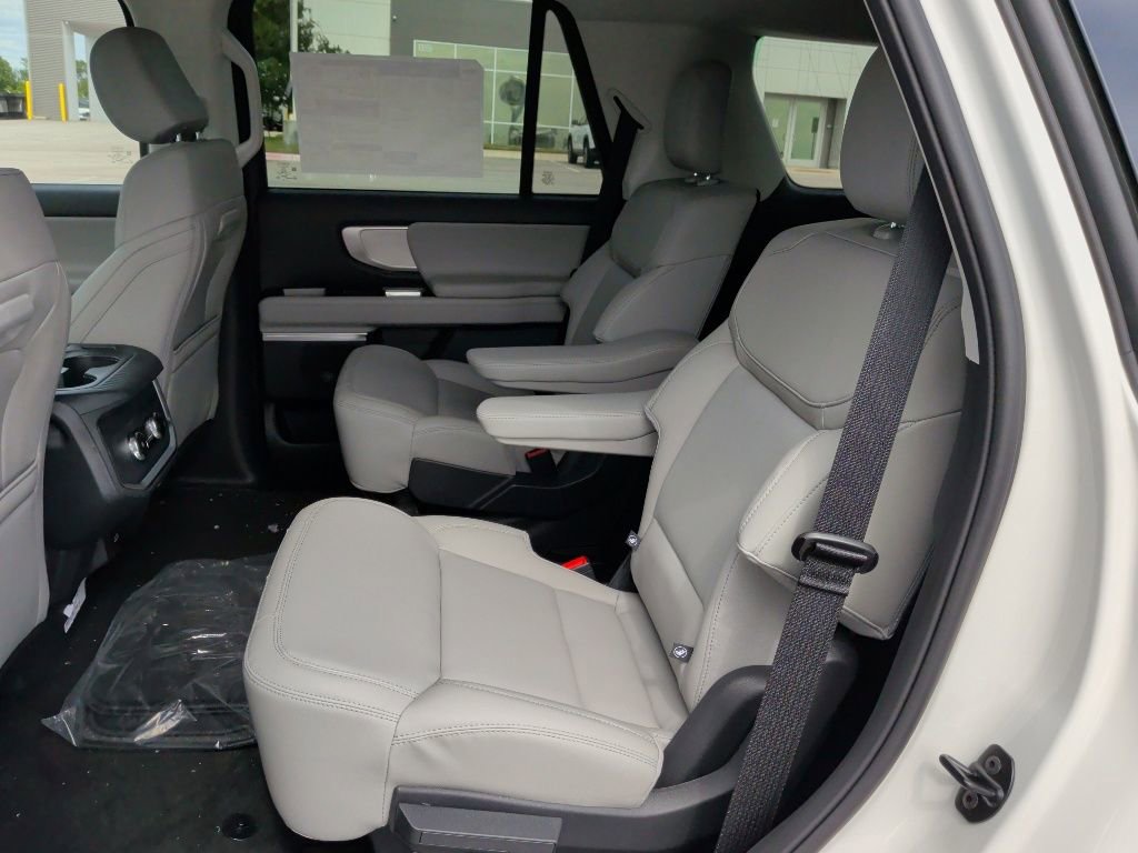 New 2026 Ford Expedition Active RWD image 34