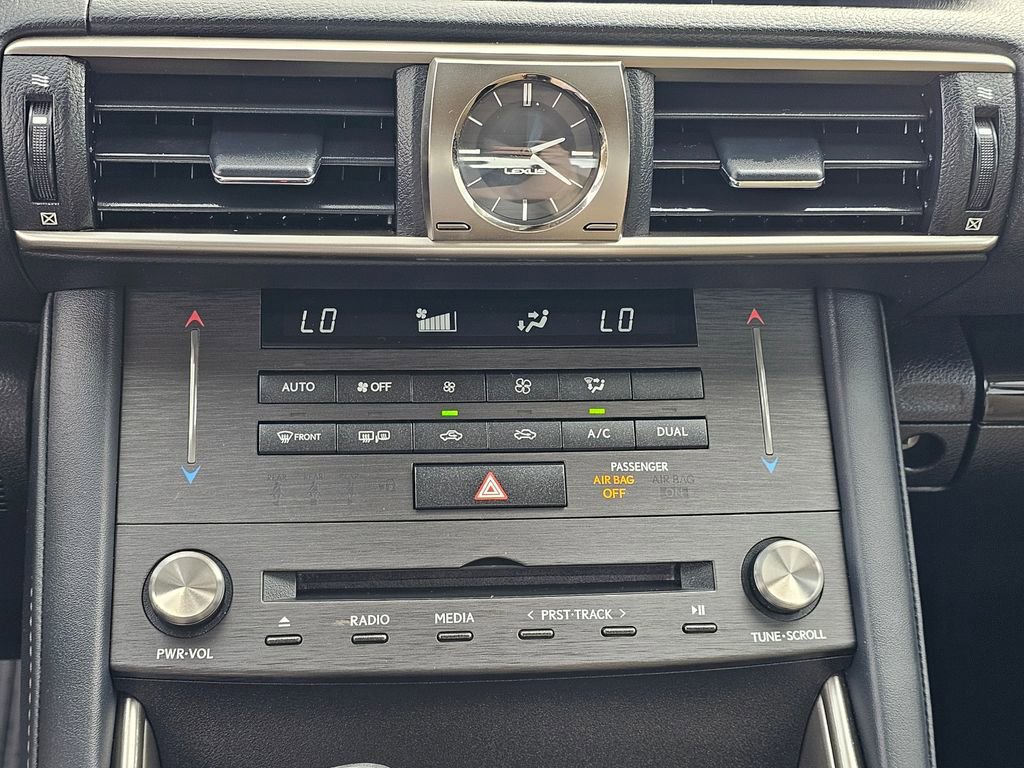 Used 2020 Lexus IS 300 image 24