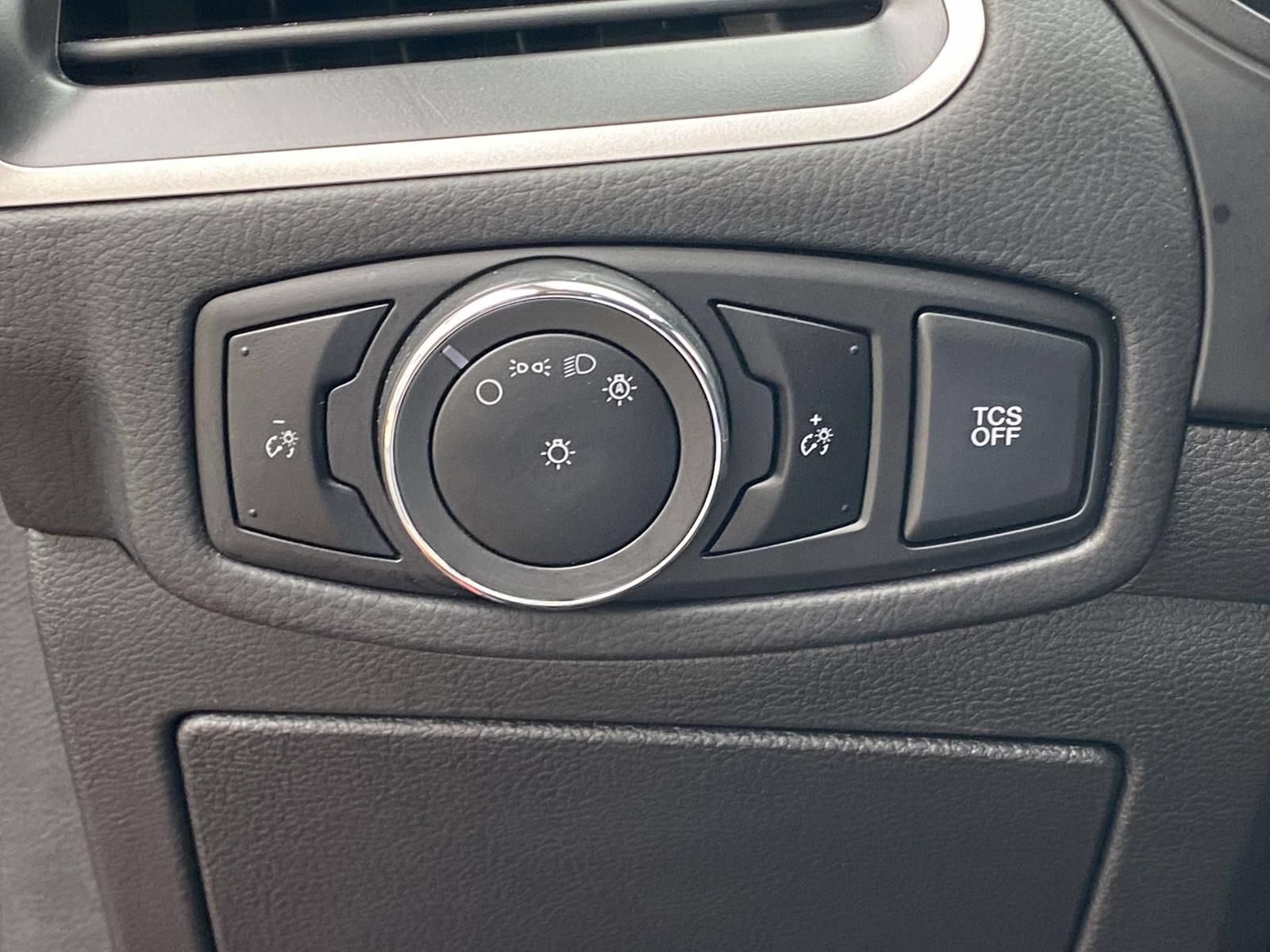 Used 2024 Ford Edge SEL AWD/4WD image 18