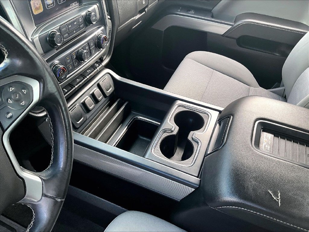 Used 2017 Chevrolet Silverado 1500 LT w/ Midnight Edition AWD/4WD image 19