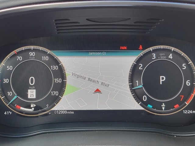 Used 2024 Jaguar E-PACE R-Dynamic SE image 28