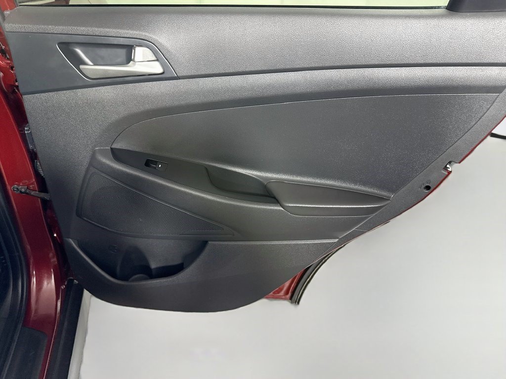Used 2020 Hyundai Tucson SE w/ Cargo Package FWD image 26