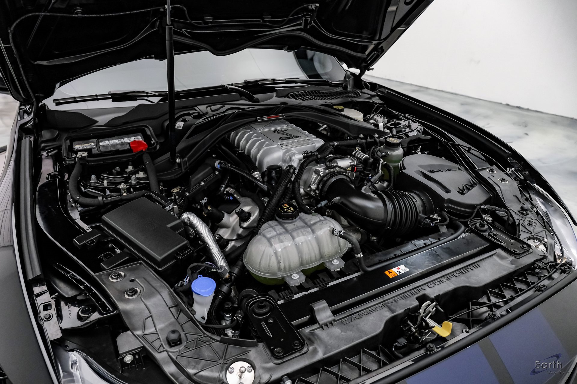 Used 2020 Ford Mustang Shelby GT500 w/ Carbon Fiber Track Pack image 66