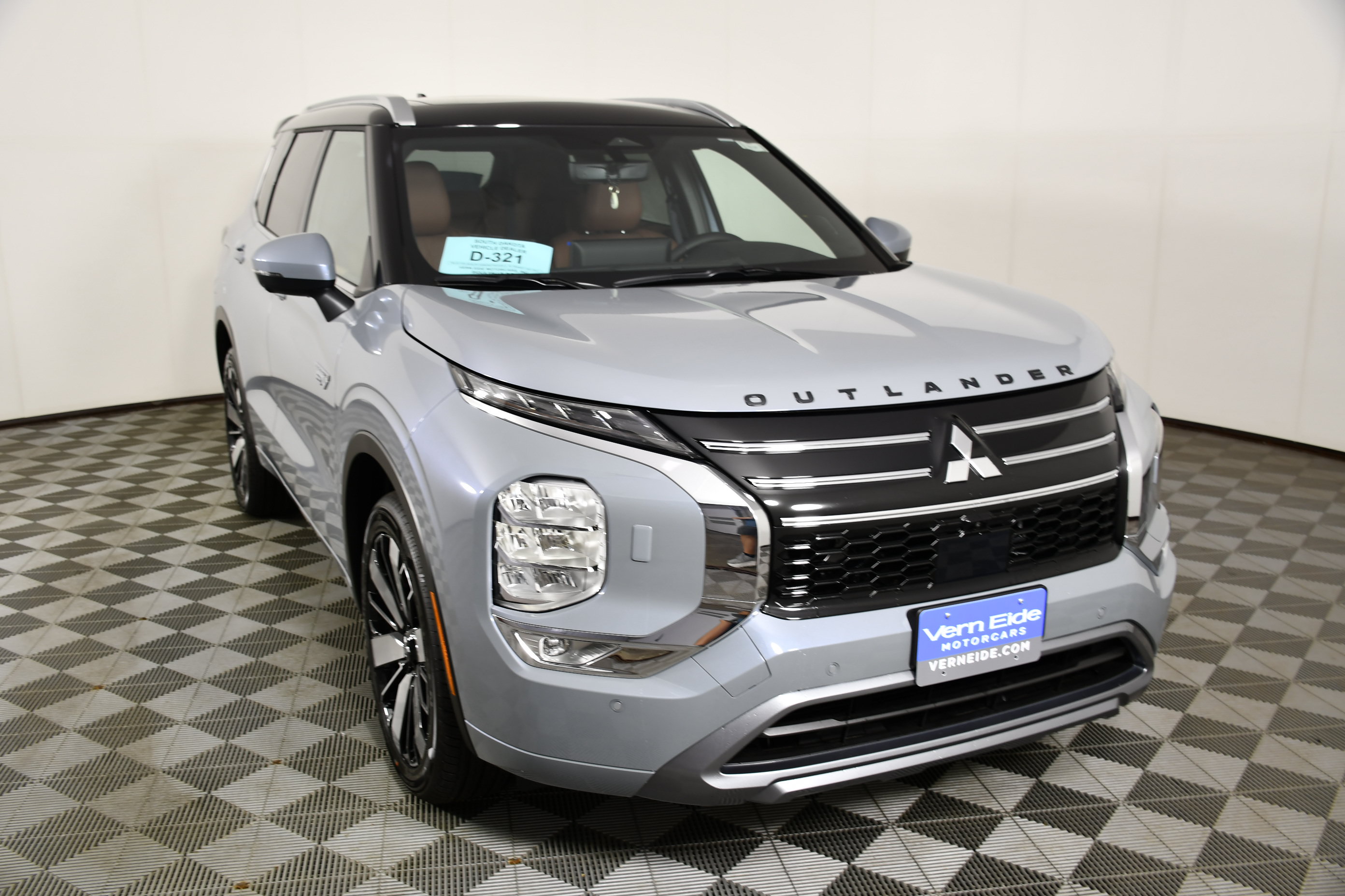 New 2026 Mitsubishi Outlander SEL AWD/4WD image 3