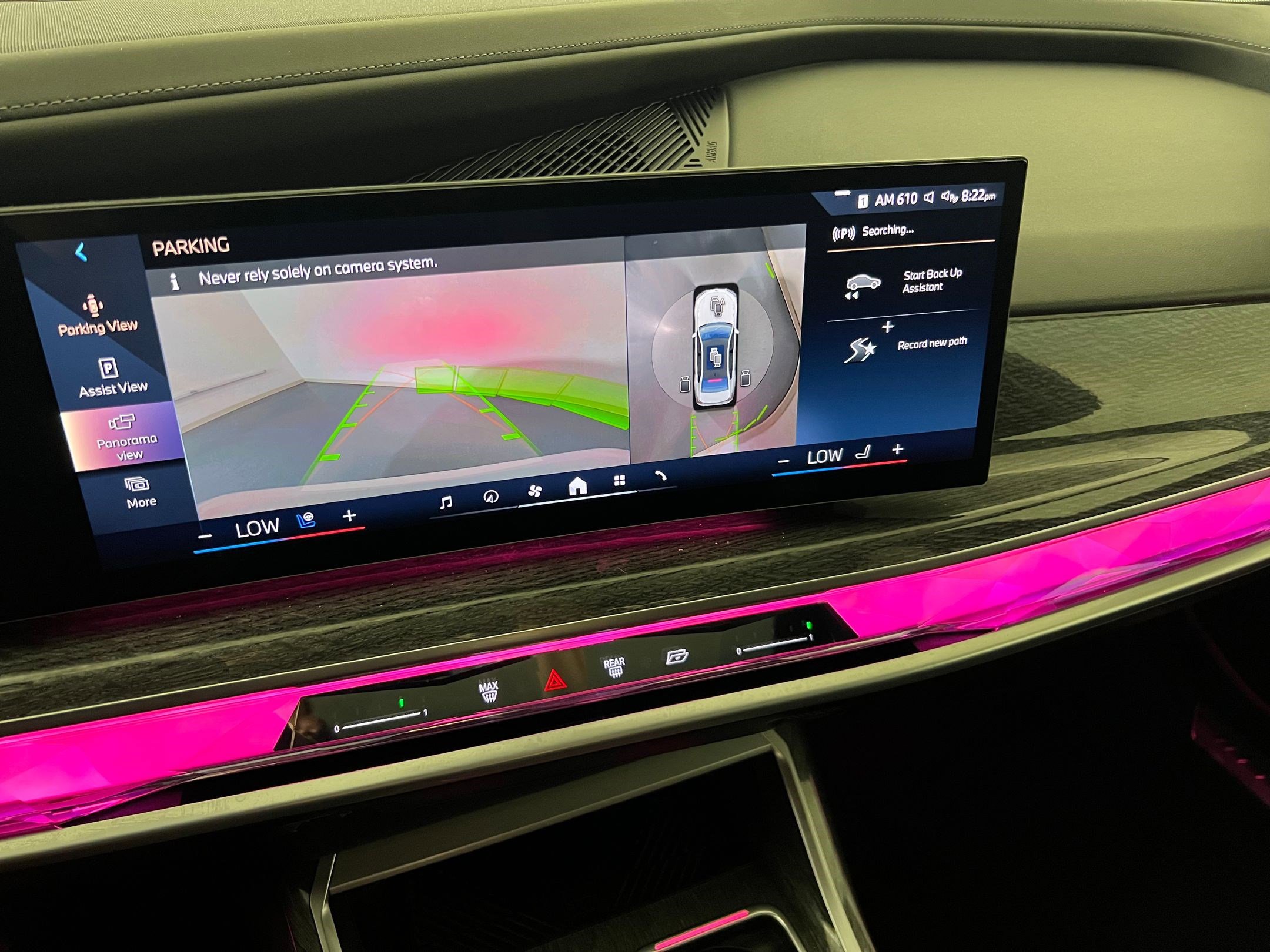 Used 2024 BMW 740i xDrive image 30