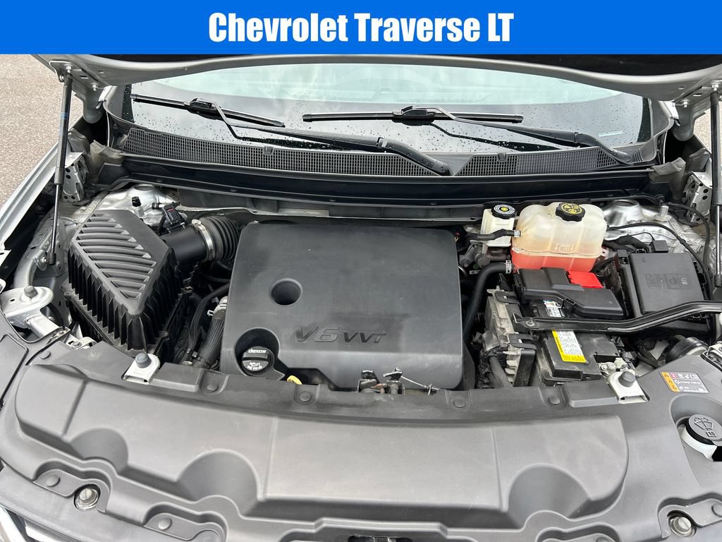Used 2020 Chevrolet Traverse LT FWD image 19