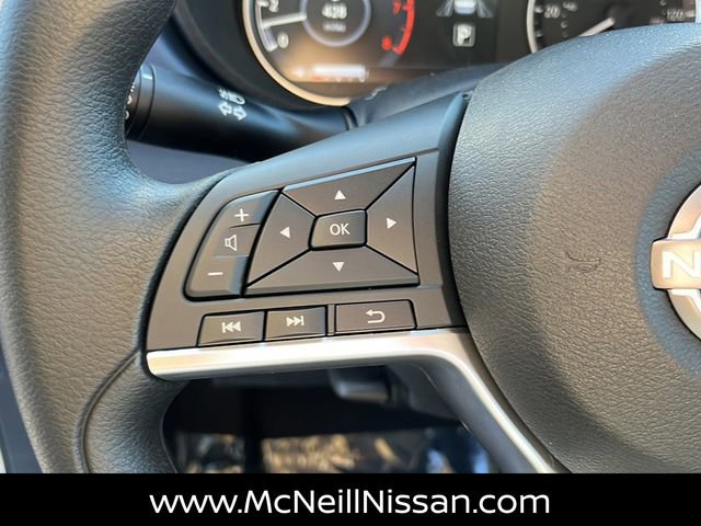 New 2025 Nissan Versa SV image 25