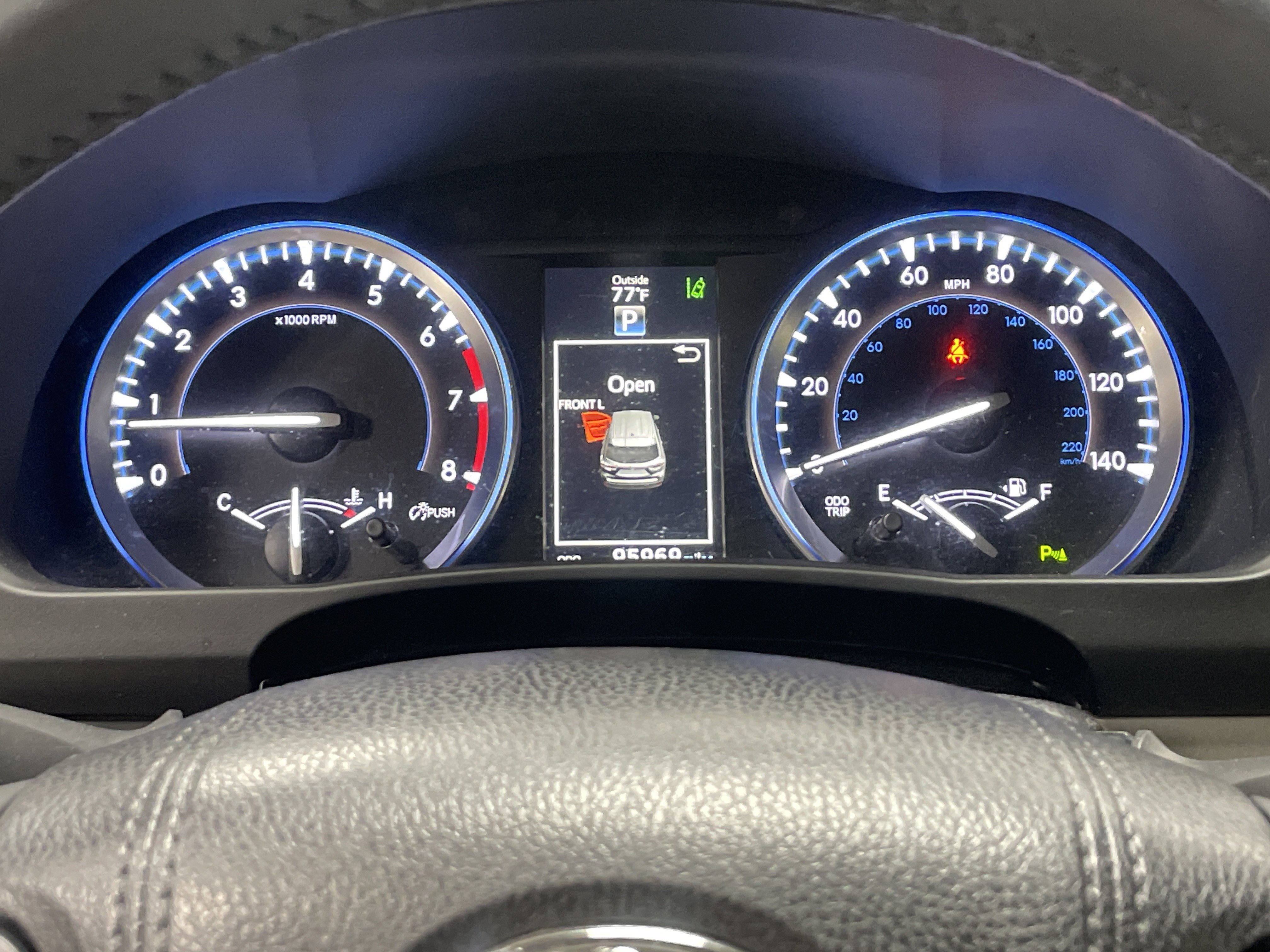 Used 2016 Toyota Highlander Limited FWD image 21
