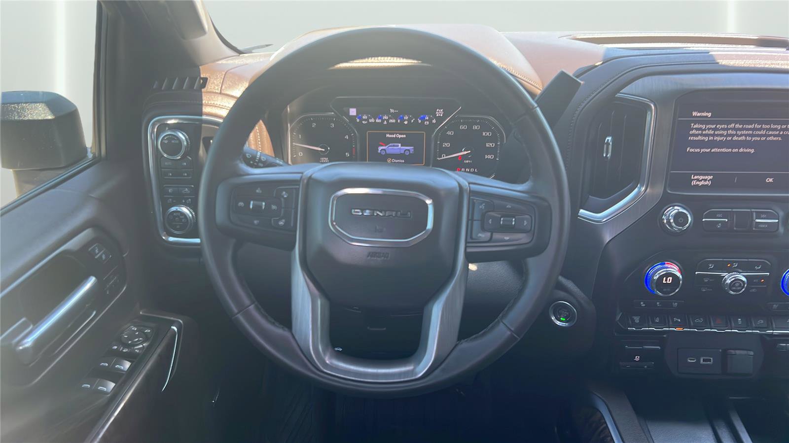 Used 2022 GMC Sierra 3500 Denali w/ Denali Ultimate Package AWD/4WD image 11