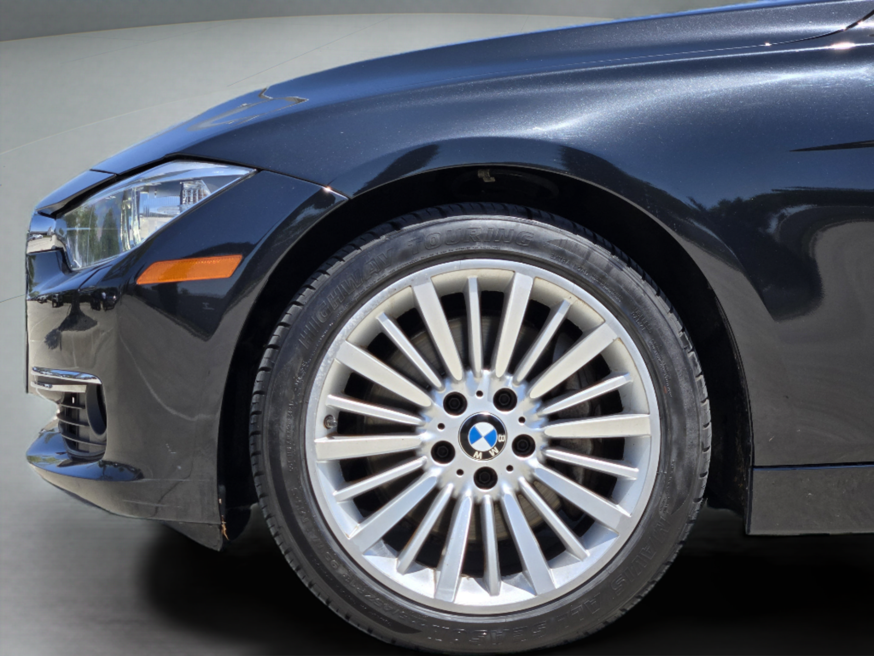Used 2013 BMW 335i xDrive Sedan AWD/4WD image 36
