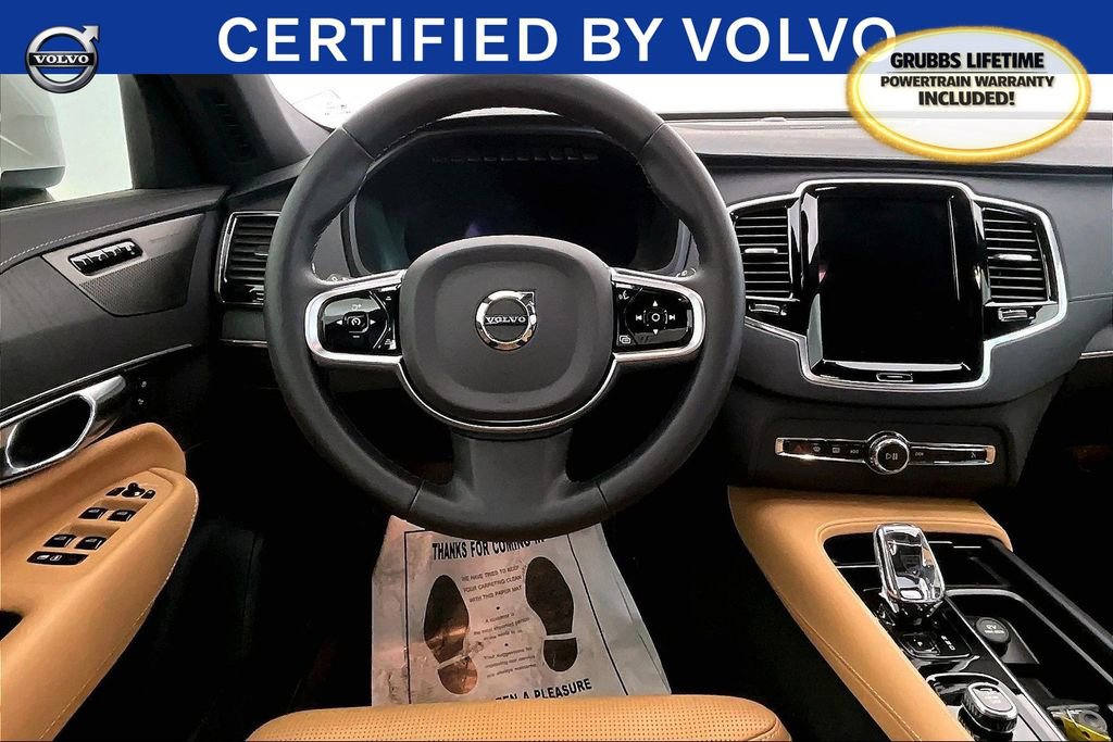 Used 2025 Volvo XC90 B5 Ultra w/ Protection Package Premier image 8